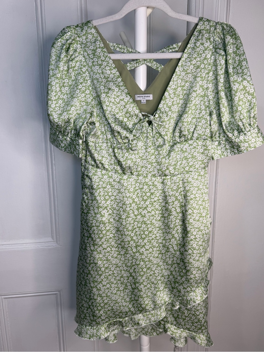 Petite studio Green Floral Puff-Sleeve Mini Dress